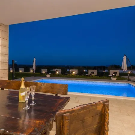 Villa F&a Zadarvillas