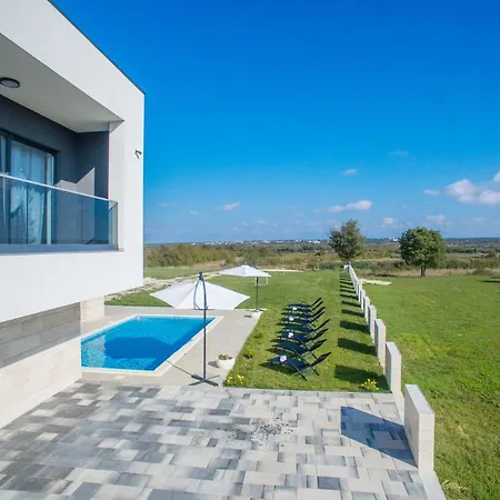 F&a Zadarvillas 别墅