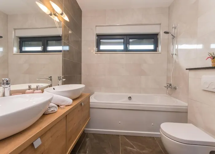 Villa F&a Zadarvillas